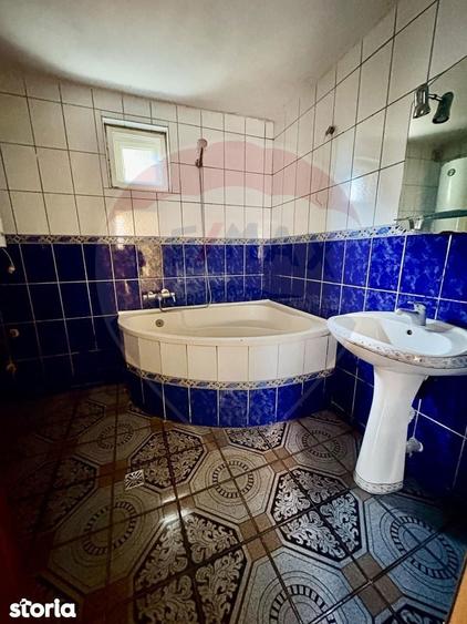 Casa cu curte generoasa ?i multiple posibilita?i zona Mo?nei - 5