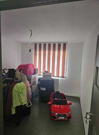 Vand Apartament renovat - 8