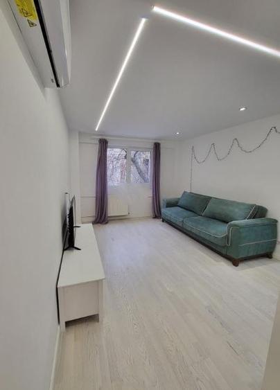 Apartament cu 2 camere decomandat, mobilat în Calea Victoriei
