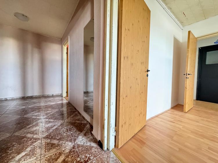 De vanzare - 3 camere - 63mp - Stadion GIulesti - 950m Metrou Crangasi - 13