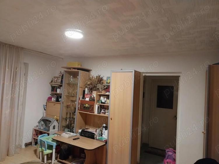 Vand apartament 3 camere semidecomandat Cugir, Str. Rozelor nr. 6, Sc. B, Et. 4 - 1