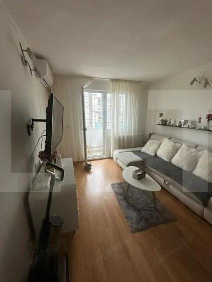 Apartament 2 camere, zona Vlaicu - 1