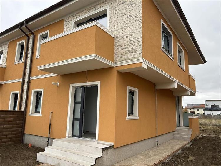 Duplex  P+1E  Mosnita Noua - 1