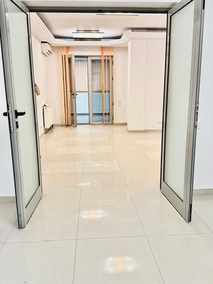 Unirii - Tineretului / Dimitrie Cantemir / Clădire de Birouri Premium -  Parter - 11