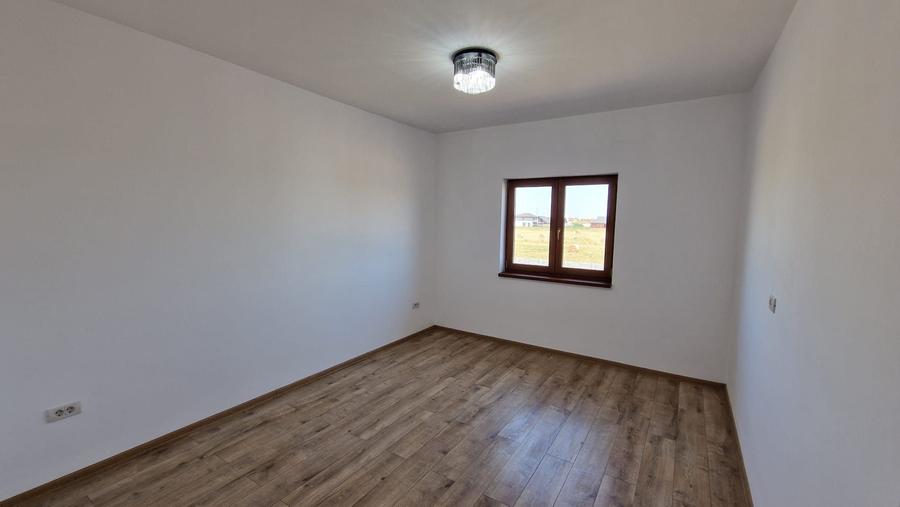 De vanzare 1/2 Duplex Sacalaz - 17