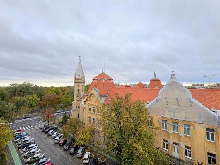 2 camere, lângă parcul Central- ideal pentru amenajare după gustul tău 2 camere, lângă parcul Central- ideal pentru amenajare după gustul tău