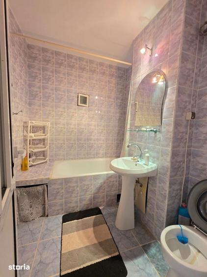 3 camere, decomandat, zona ultracentrala, etaj intermediar, mobilat - 2