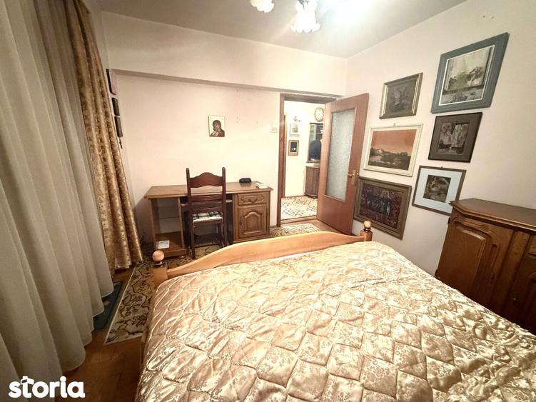 4 camere, et 3, bloc 1981, 101 mp - Cascada, str 9 Mai - 12