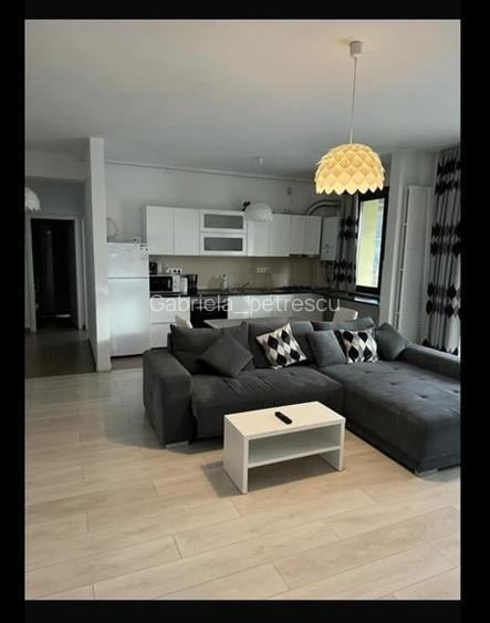 Apartament cu 3 camere, cu terasa si loc parcare, Centrul Istoric, Brașov Apartament cu 3 camere, cu terasa si loc parcare, Centrul Istoric, Brașov