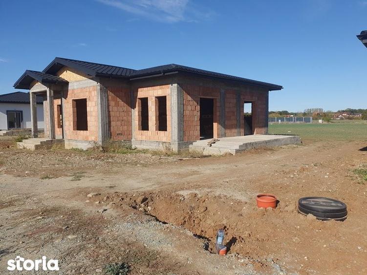 Vila Balotesti, padure,'la rosu',bransata la utilitati 99000 euro - 14