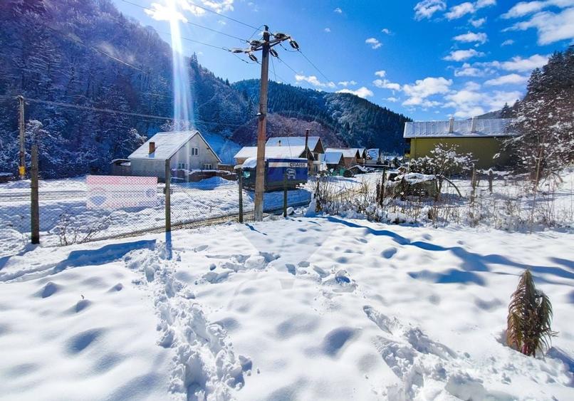 Teren intravilan în Tilișca, zonă montană superba! - 1