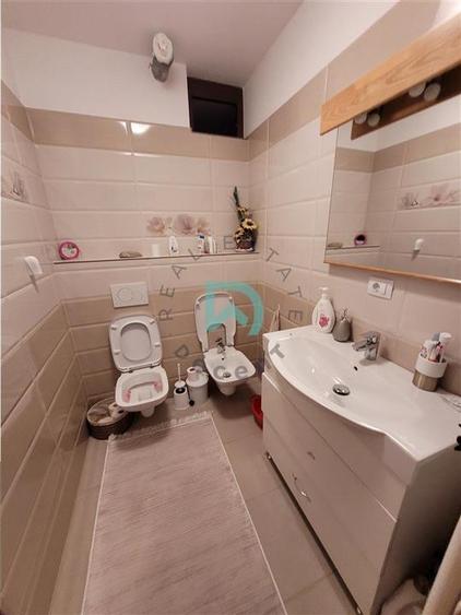 Casa,   Tractorul, Brasov - 9