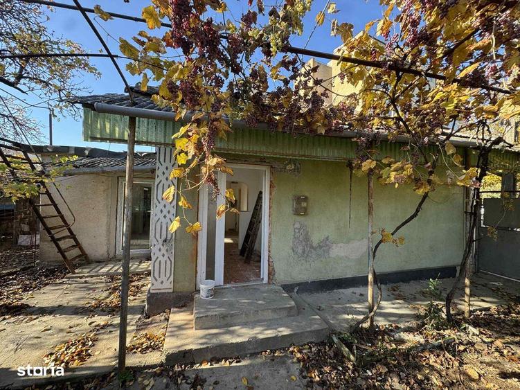 Casa 2 camere + teren 510 mp , front 31m , str Dariu Pop - 7