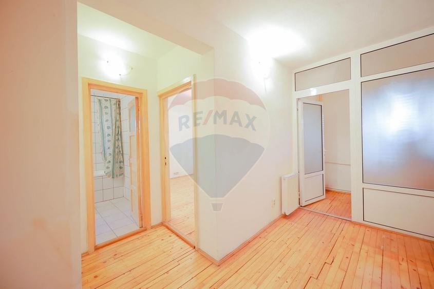 Apartament cu 3 camere de vânzare în zona Calea Aradului - 6