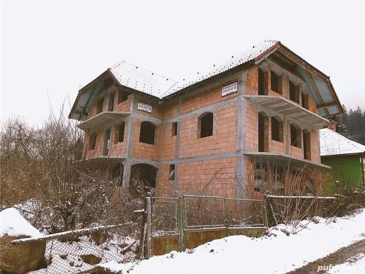Casă cu 15 camere cu Teren 700 Mp în Băile Tușnad