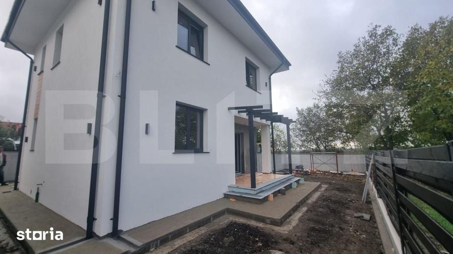 Casă cu 4 camere cu Teren 250 Mp în Rediu
