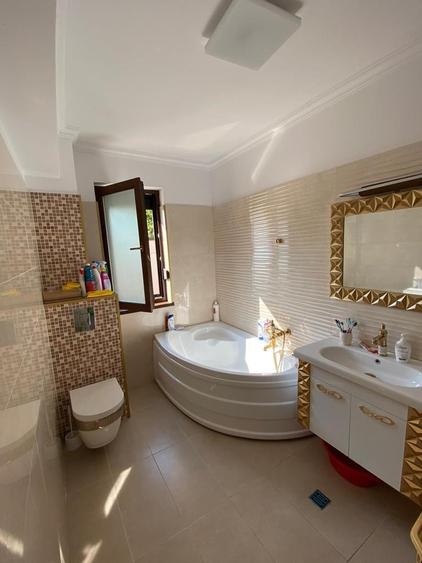 Popun spre vânzare apartament 4 camere, 145 mp, Sector 1 - 10