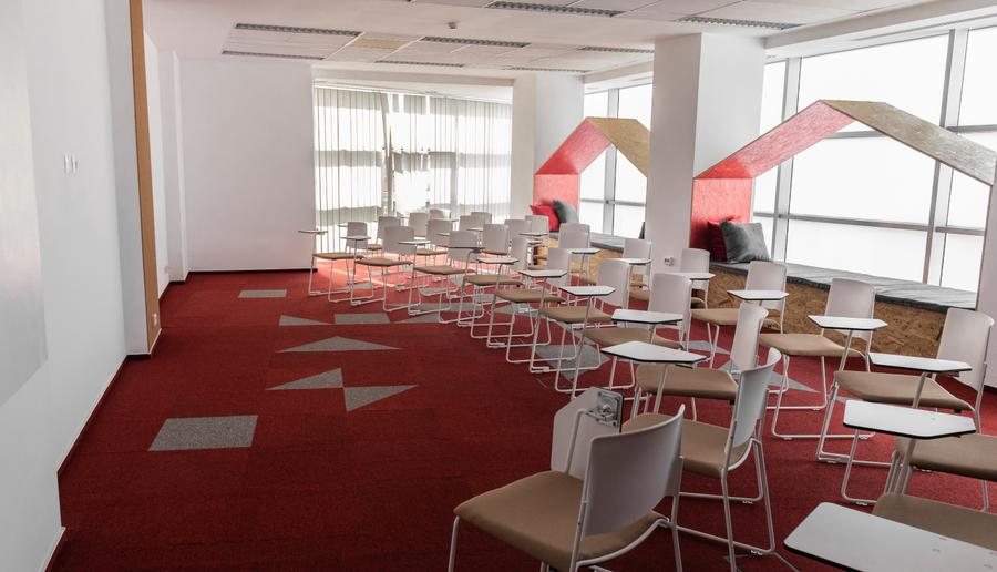 Spatiu 250 mp in cladire birouri Str. Semilunei DOAR ORAR DE SEARA SI NOAPTEA - 2