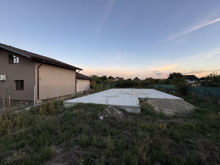 Teren Intravilan Becicherecu Mic Cu Proiect Si Autorizatie,Fundatie Finalizata - 2