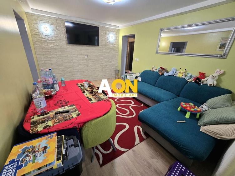 Apartament 3 Camere Complet Renovat si Mobilat, Cetate - 1