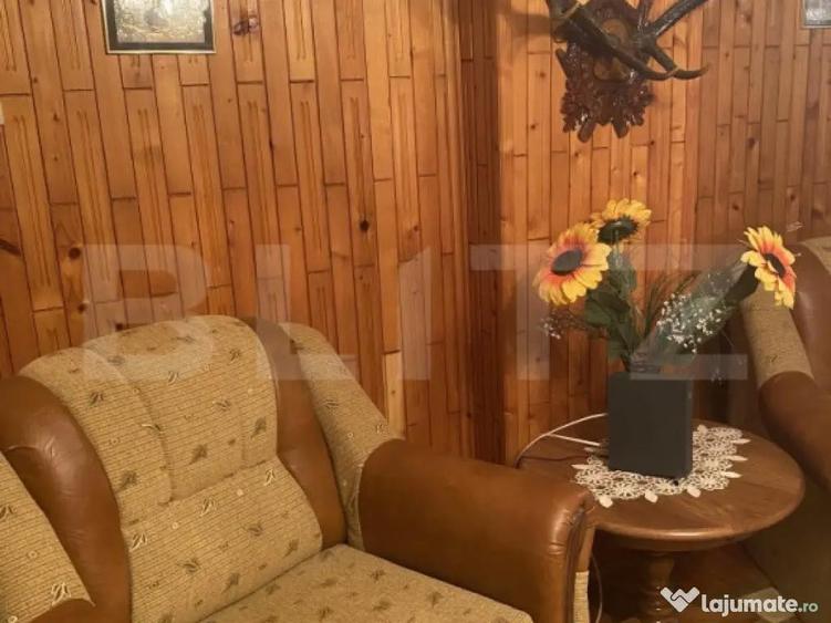 Casa de vanzare, cu 7 camere, 480 mp, zona Bd. Bucovina - 1