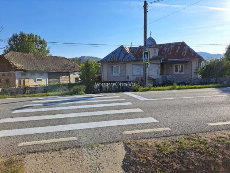Casa de vanzare cu CF Barsau Mare
