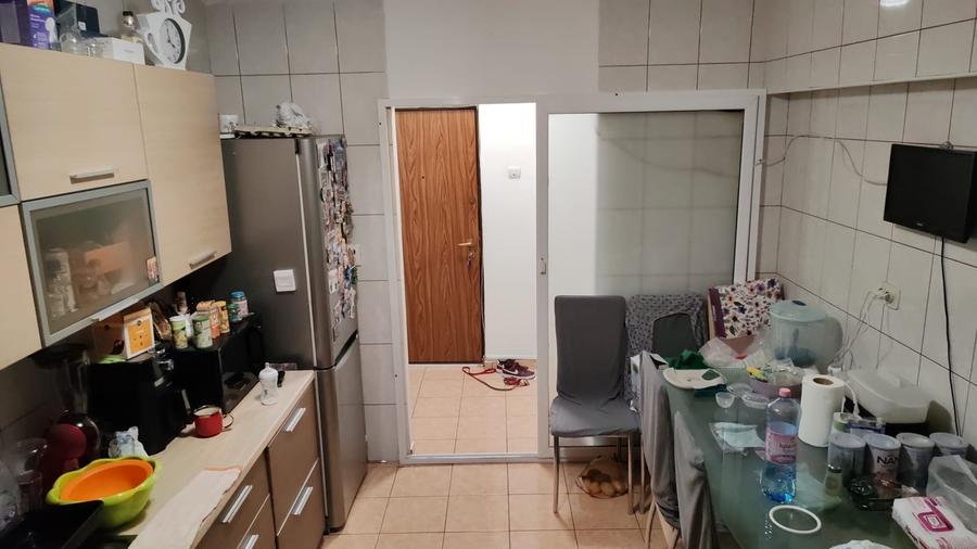 Parcul Sebastian,bl.1988,p/8,decomandat,2 bai,geam la baie,loc parcare,Amenajat - 6