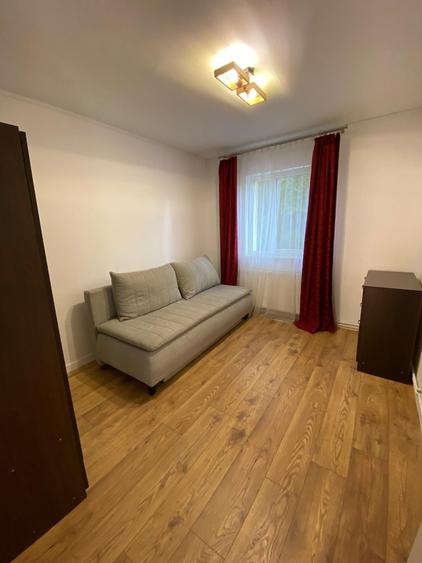 Inchiriez apartament 3 camere recent renovat - 8