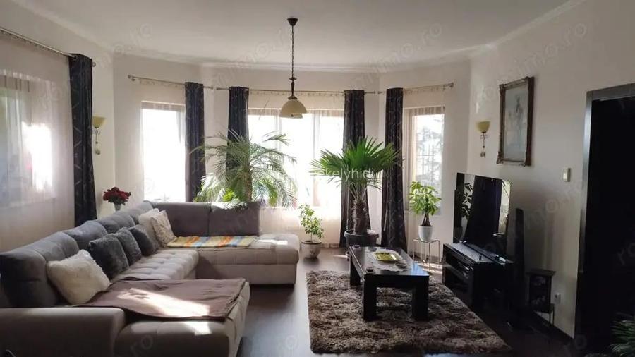 BRASADAS vinde vila 5 cam 190mp teren 10 ari str. Dara.