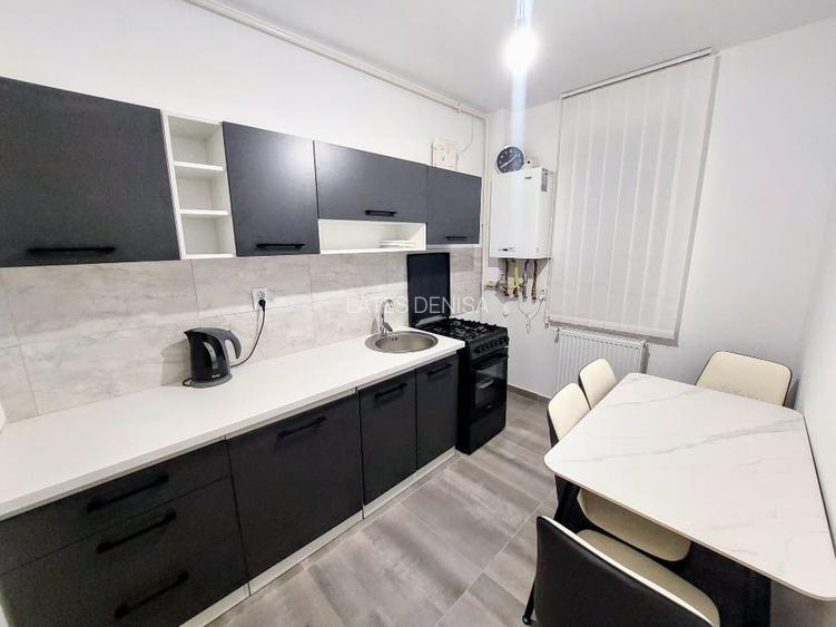 Vând apartament cu 1 camera decomandat și complet utilat Vând apartament cu 1 camera decomandat și complet utilat