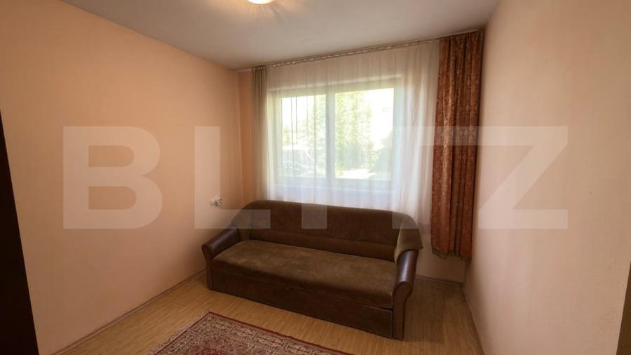 Apartament cu 3 camere decomandat, mobilat în Careiului
