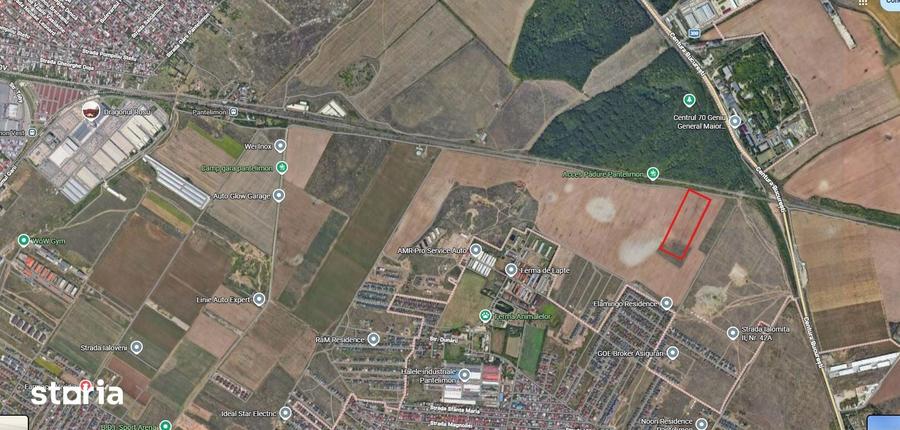 Teren de 13400 mp, în Central