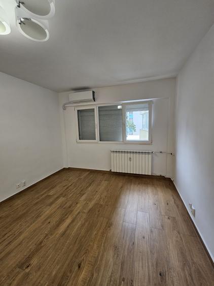 Garsonieră decomandată în Dorobanți