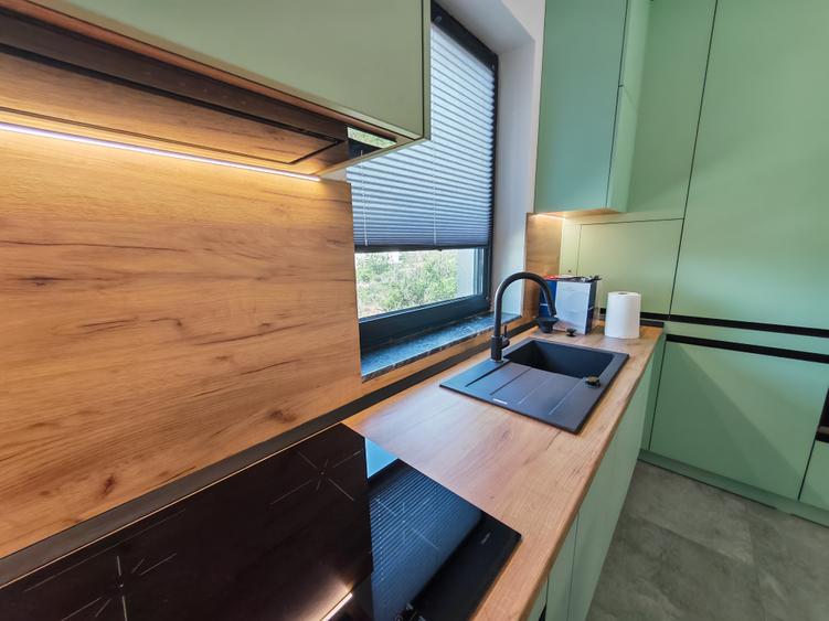 Apartament cu 2 camere decomandat în Universitate