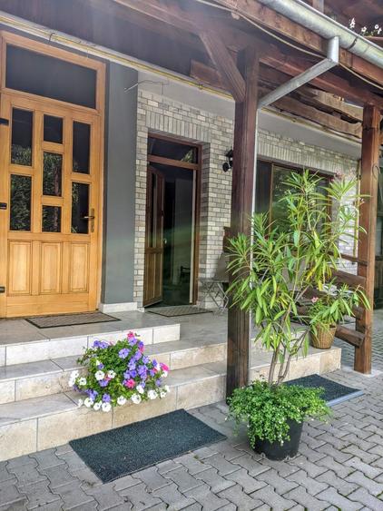 Apartament cu 2 camere semidecomandat în Plopilor
