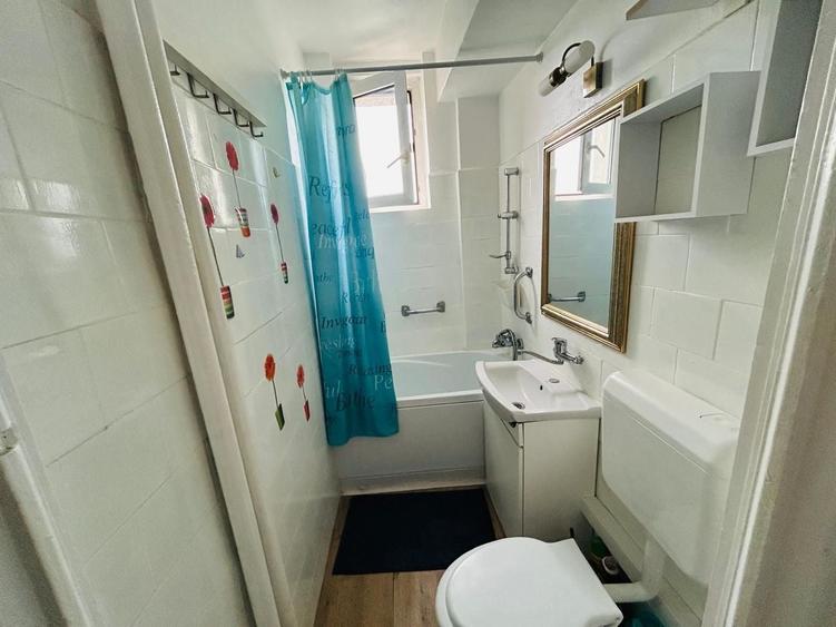 Apartament cu 2 camere semidecomandat, mobilat în Gara de Nord
