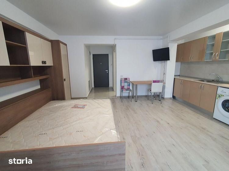 Garsonieră decomandată, mobilată în Metalurgiei