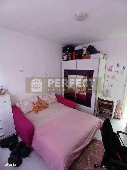 Apartament cu 3 camere semidecomandat în Nord