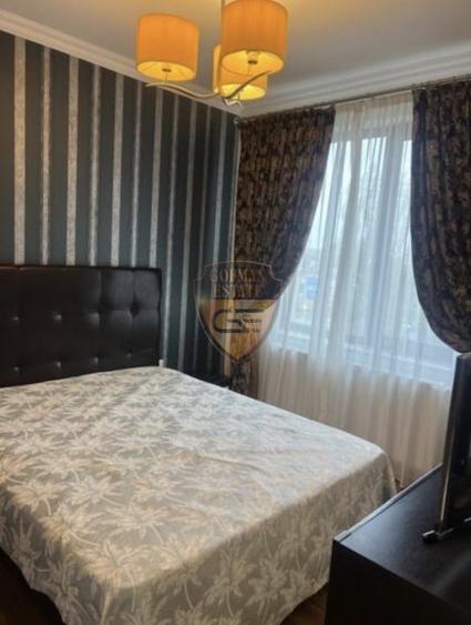 Apartament cu 3 camere decomandat, mobilat în Central