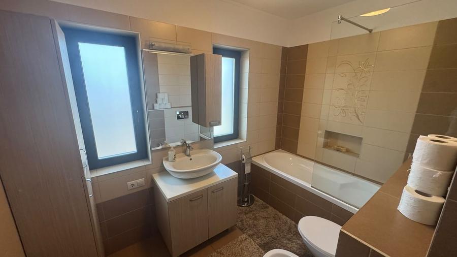 Duplex cu 4 camere cu Canalizare în Arhitecților - Calea Cisnădiei