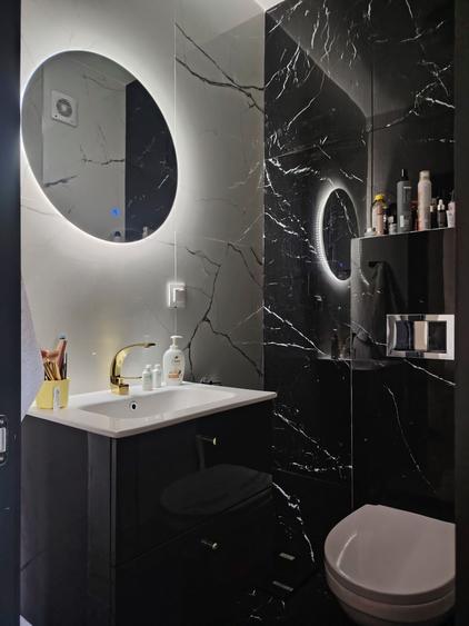 Apartament cu 3 camere decomandat în Florești