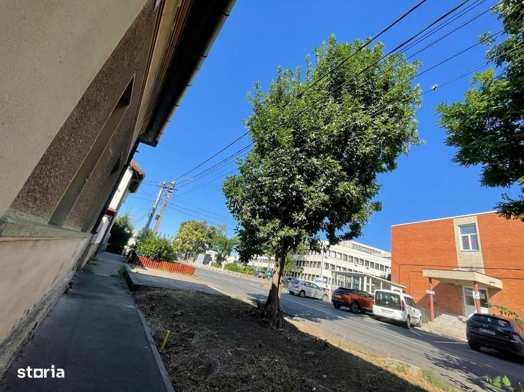Casă cu 3 camere în Central
