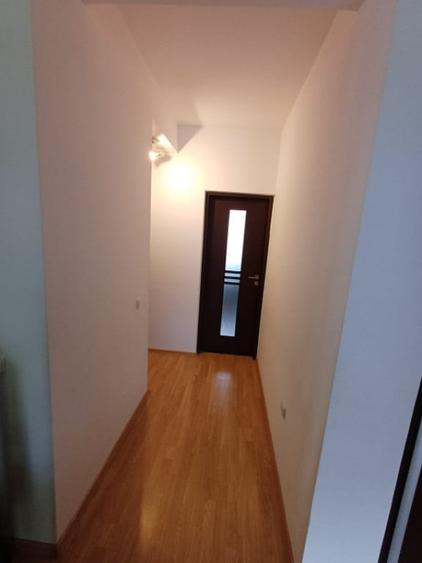 Apartament cu 3 camere decomandat în Câmpului