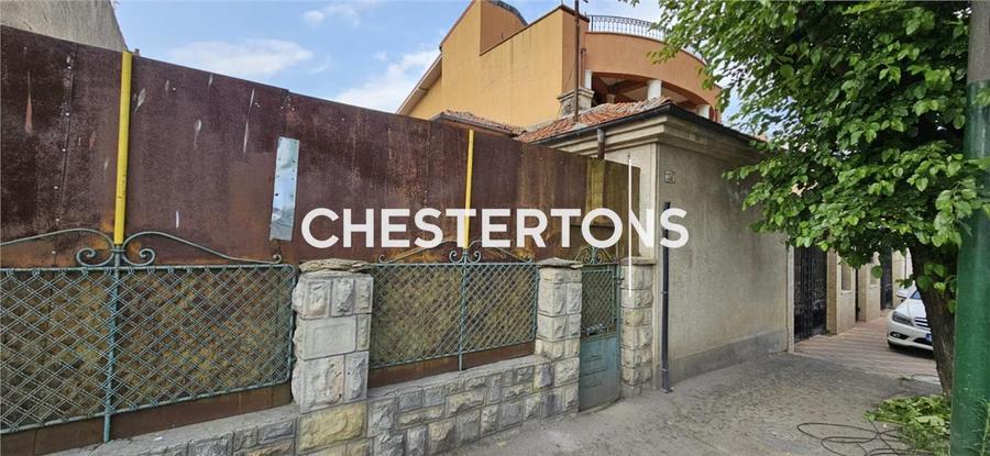 Casă cu 4 camere cu Teren 200 Mp în Tomis II