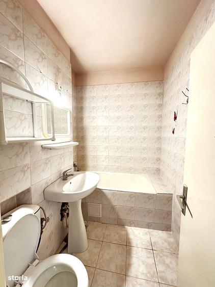 Apartament cu 2 camere semidecomandat, mobilat în Complex Studențesc