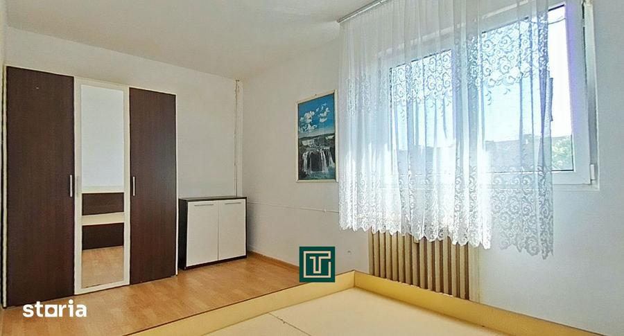 Apartament cu 2 camere semidecomandat în Aurel Vlaicu