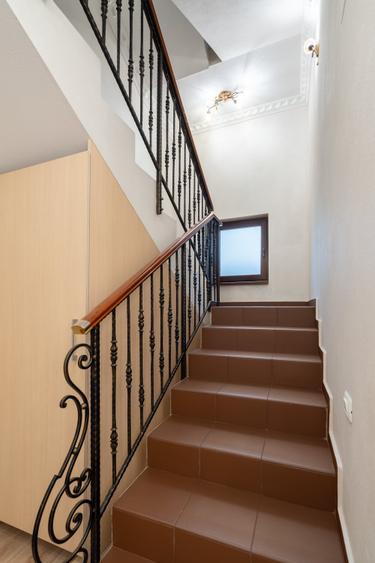 Casă premium de vânzare în Adunații Copăceni – 326 mp utili, 492 mp teren, garaj - 21