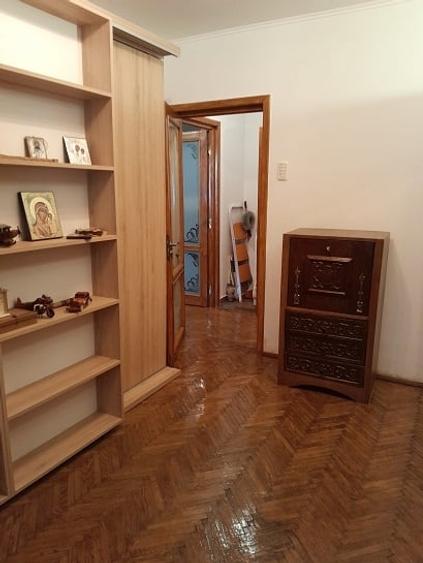 Apartament cu 2 camere semidecomandat în Crângași