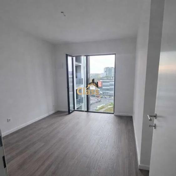 Apartament cu 3 camere semidecomandat în Semicentral