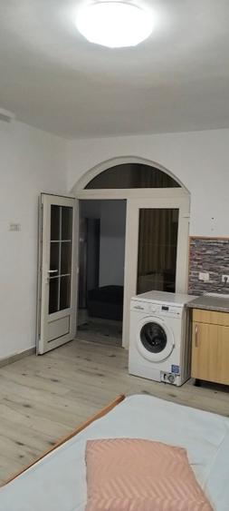 Apartament cu 2 camere decomandat, mobilat în Astra